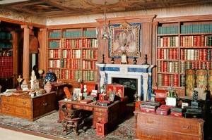 queen mary's dolls house library