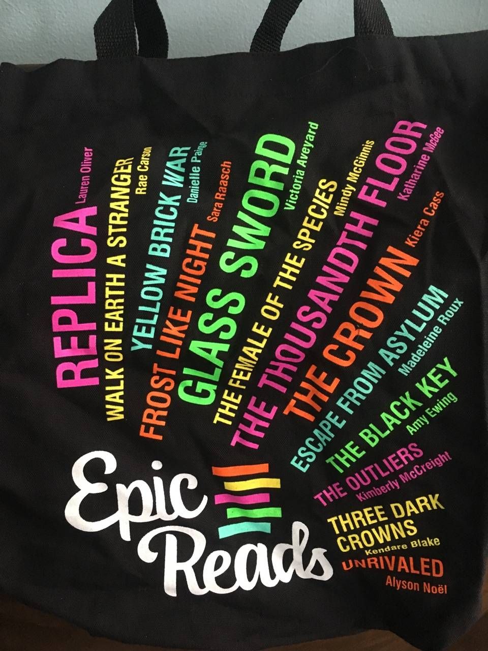 bookcon-epic-reads-totebag