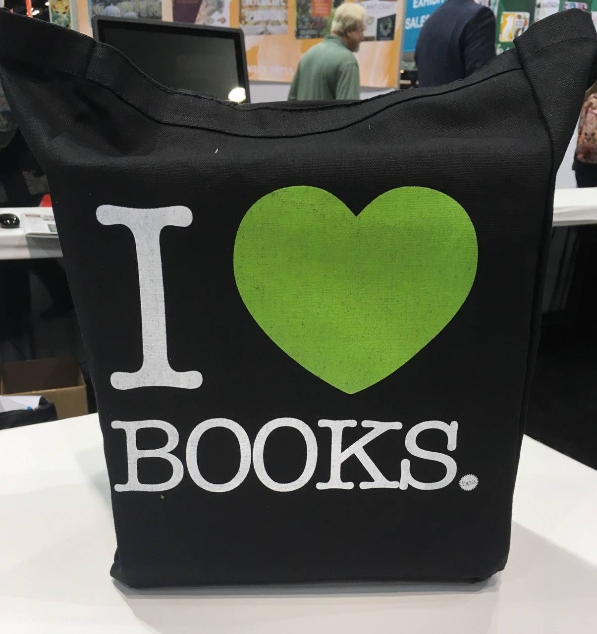 i-heart-books-totebag