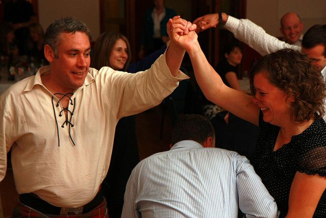 Burns Night ceilidh dancing party idea | Bookriot.com