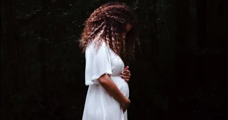 pregnant woman mother to be feature