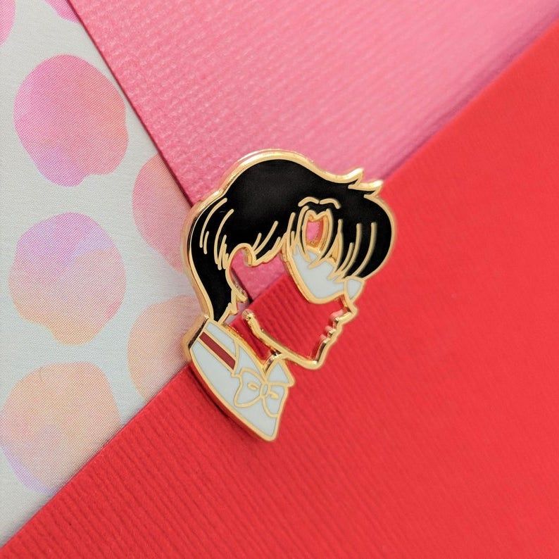 Tuxedo Mask enamel pin