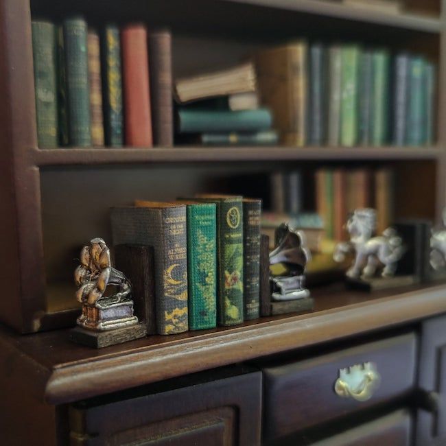 dollhouse bookends