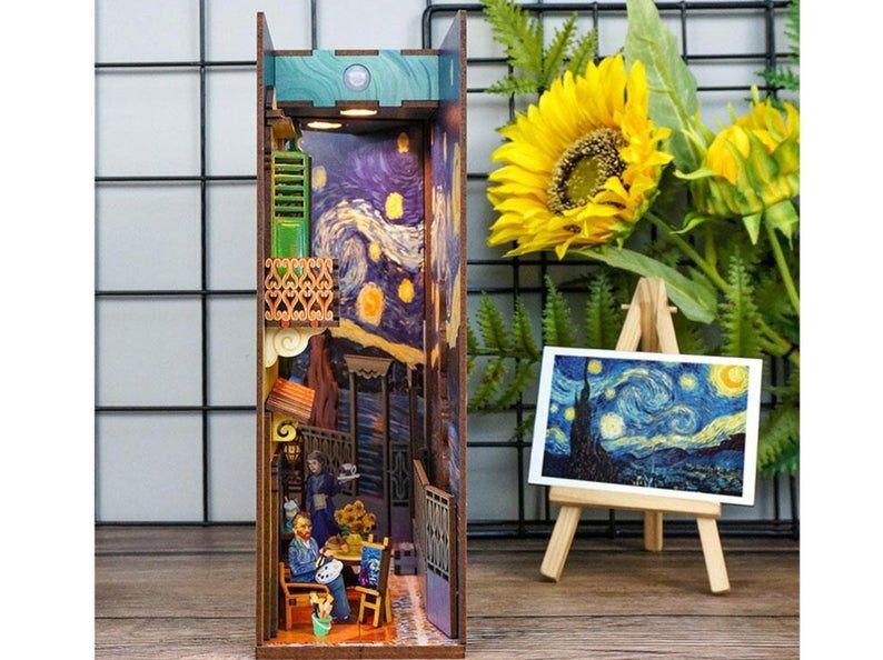 Van Gogh shelf insert