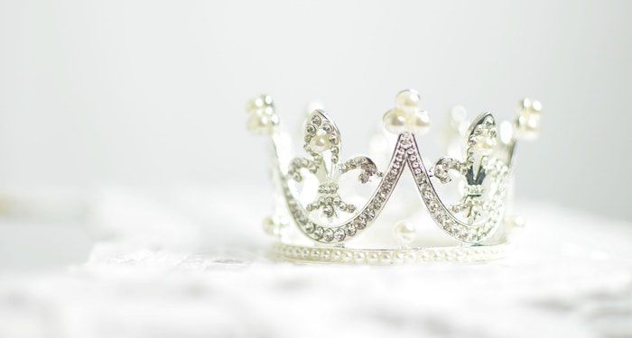 Crown for royalty feature