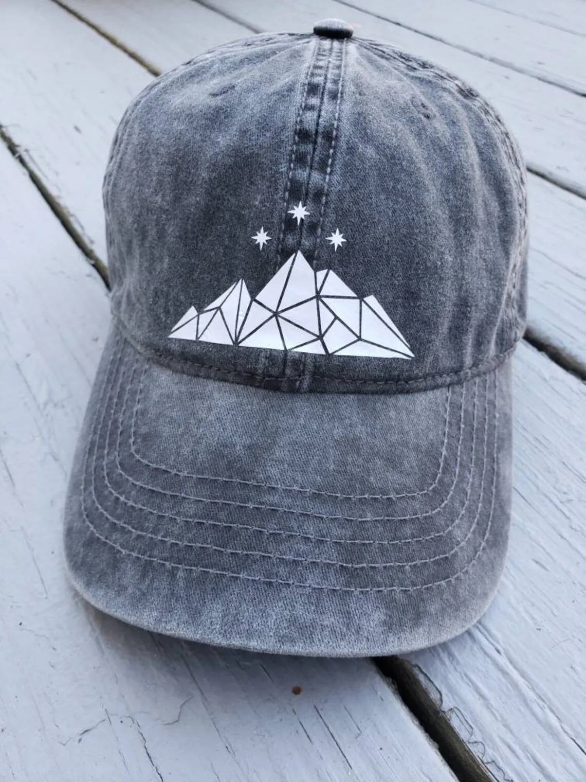 A Court of Thorns and Roses hat