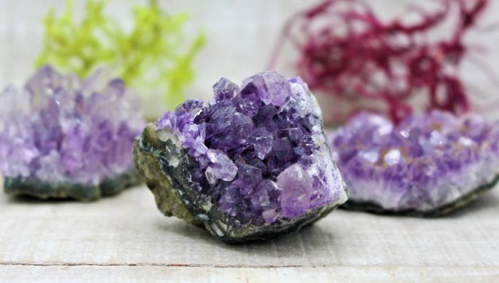 a photo of amethyst clusters