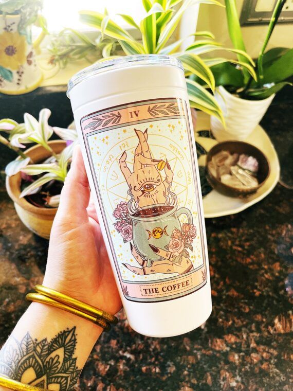 Large coffee tumblr with a tarot design