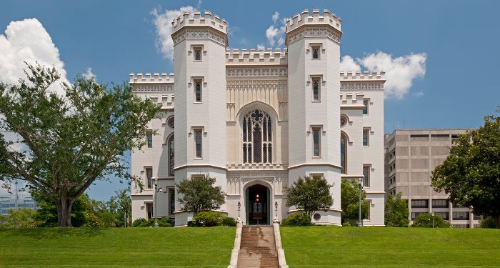 louisiana state capitol building