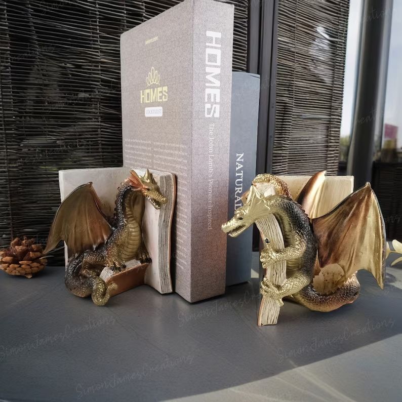 Winged dragon bookend